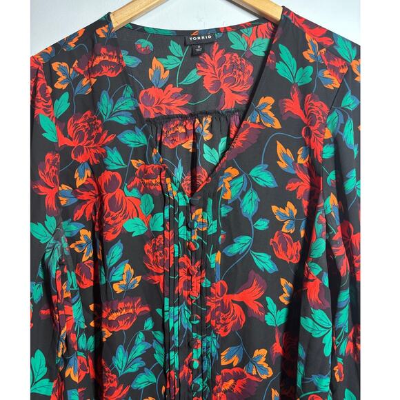 Torrid Women 0 Plus Georgette Pintuck Front Button Floral Long Sleeve Blouse - Picture 2 of 8